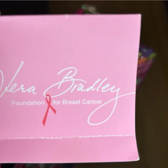 NWT Pink Vera Bradley Zipper Purse w/ matching hair accessories - Picture 2 of 3